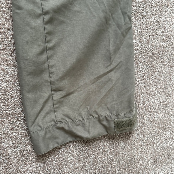 Y2K Olive Green Utility Bootcut Pants Juniors Size 11 Outdoor Streetwear Field - Picture 13 of 14